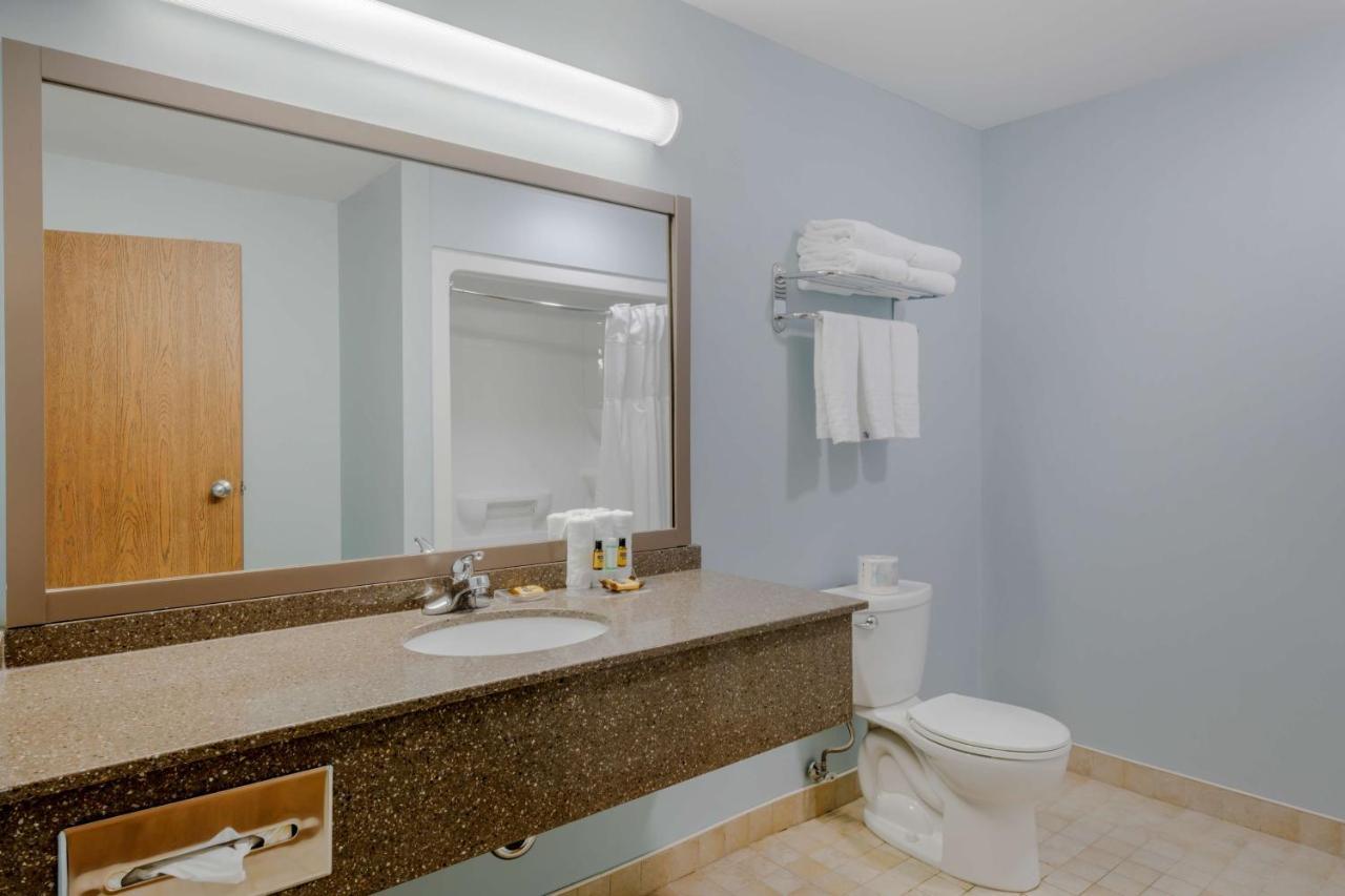 Best Western Plus Woodstock Hotel Conference Centre Esterno foto