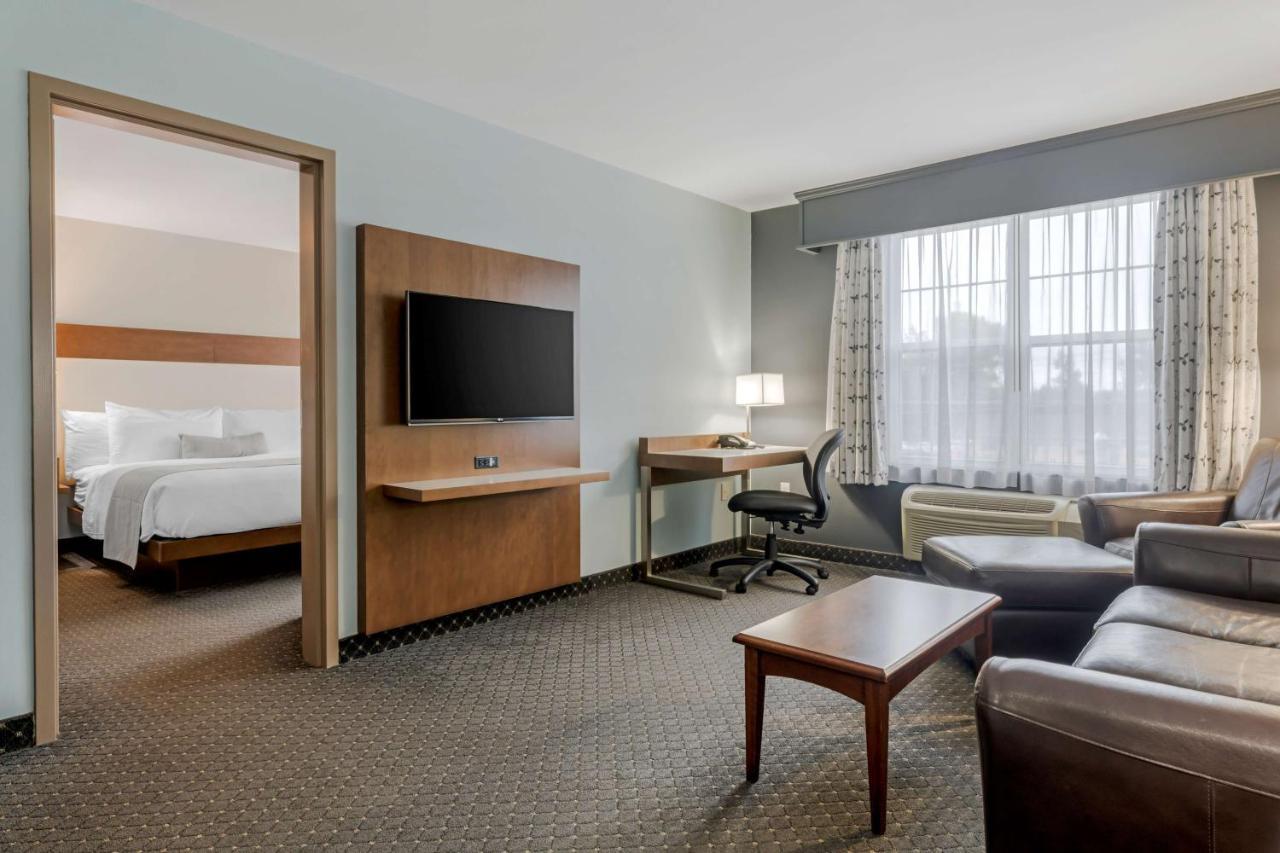 Best Western Plus Woodstock Hotel Conference Centre Esterno foto