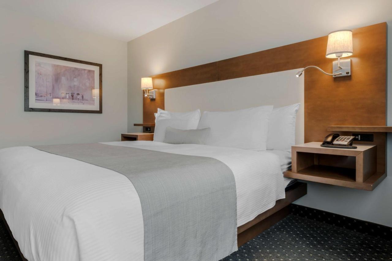 Best Western Plus Woodstock Hotel Conference Centre Esterno foto